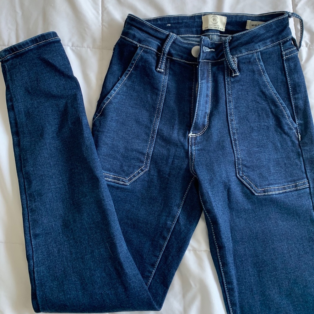 Mid Skinny Jeans